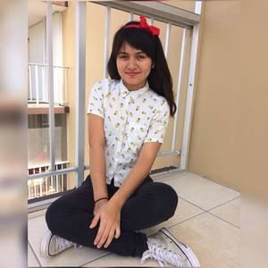 Meet your Posher, Isabel